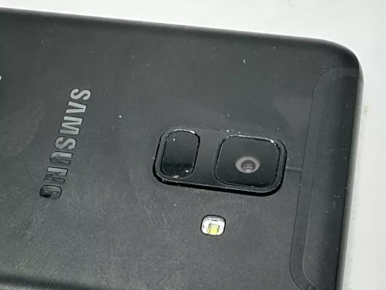 SAMSUNG A6  3/32GB 16 MP 3000MAH DS 5,6"