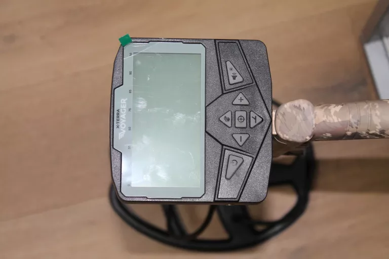 WYKRYWACZ METALI DETEKTOR METALU MINELAB X-TERRA VOYAGER TACTICAL