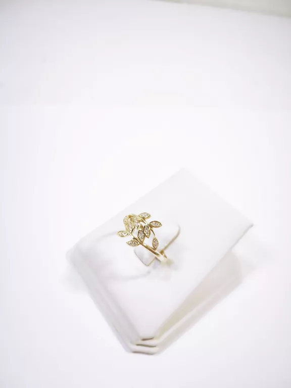 SREBRNY PIERŚCIONEK 925 1,59G R21