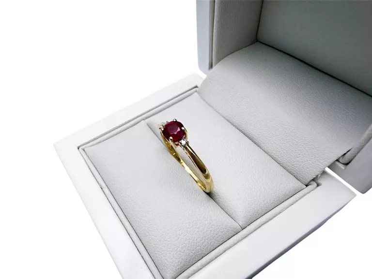 ZŁOTY PIERŚCIONEK Z RUBINEM W 1,99 G PR 585 ROZM. 19 + CERTYFIKAT