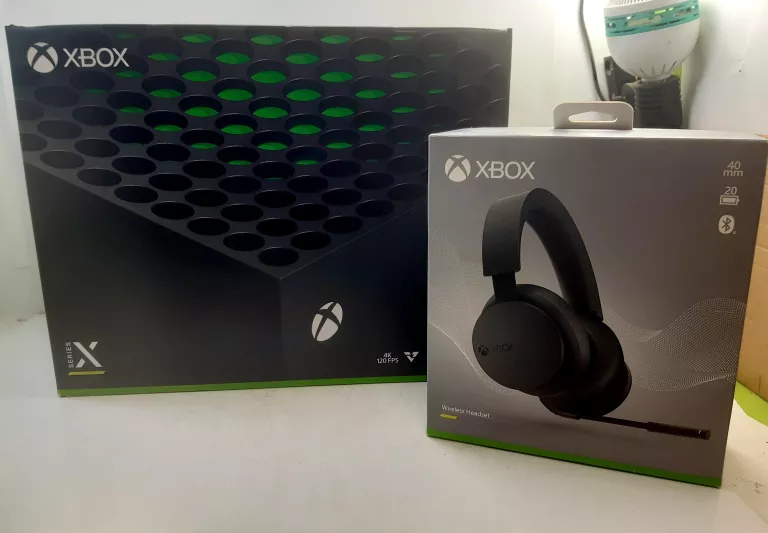 KONSOLA XBOX SERIES X KOMPLET + SŁUCHAWKI XBOX