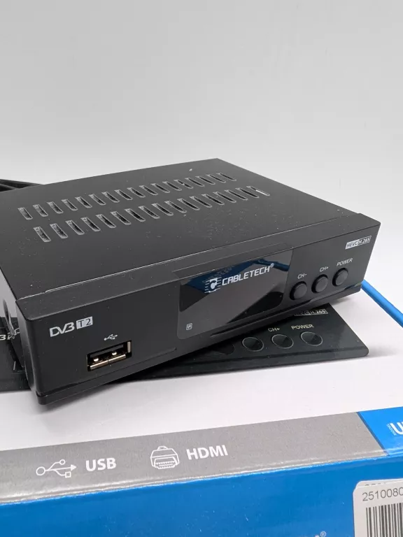 DEKODER DVB-T2 CABLETECH URZ0338A