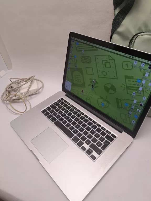 LAPTOP APPLE MACBOOK PRO A1398 I7 16 GB