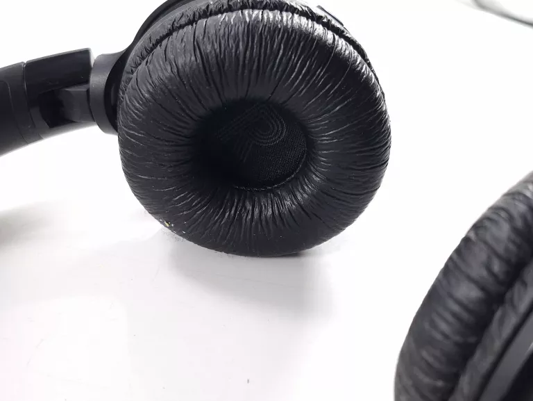 SŁUCHAWKI BEZPRZEWODOWE NAUSZNE JBL TUNE 520BT CZARNE