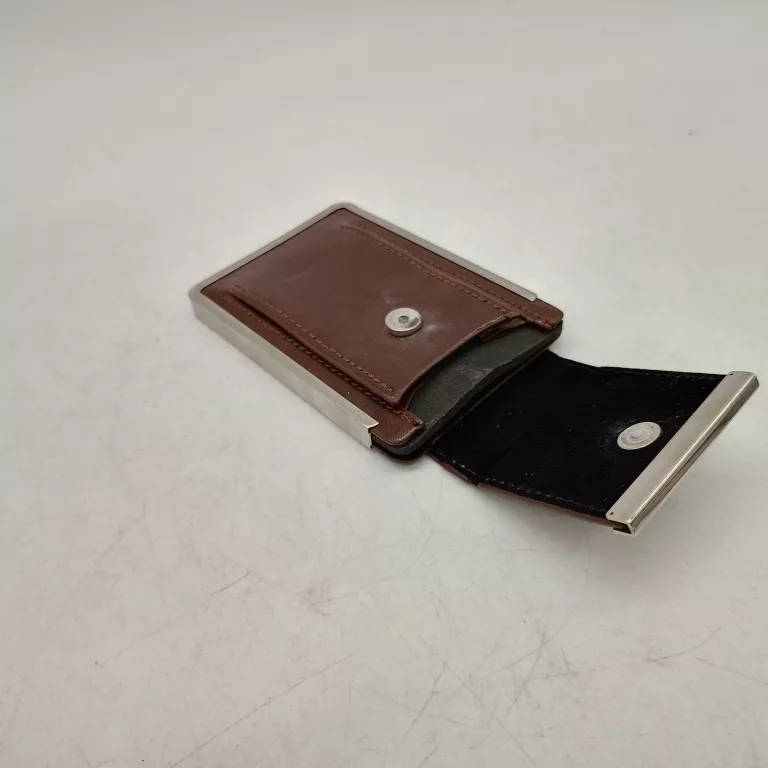 ZESTAW SKÓRZANY PORTMONETKI NA KARTY