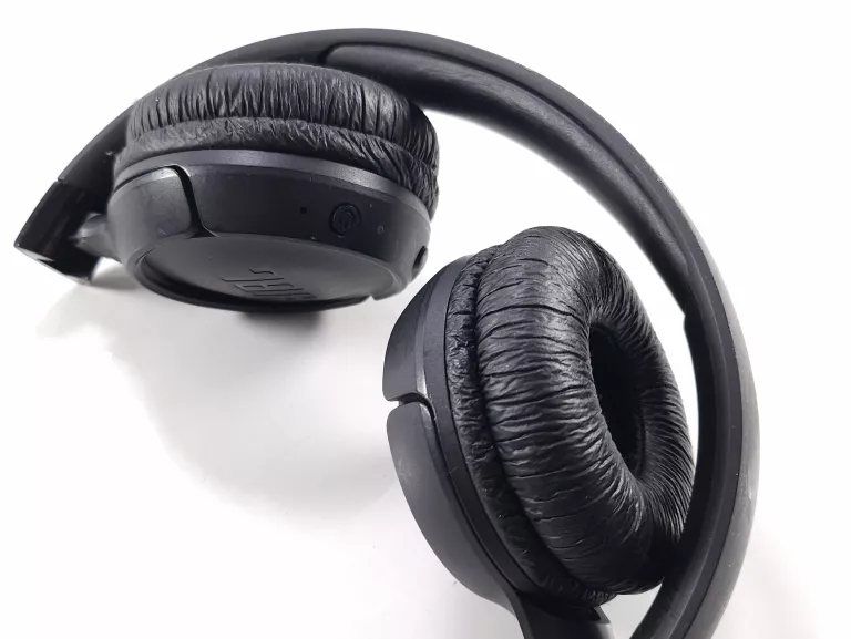 SŁUCHAWKI BEZPRZEWODOWE NAUSZNE JBL TUNE 520BT CZARNE