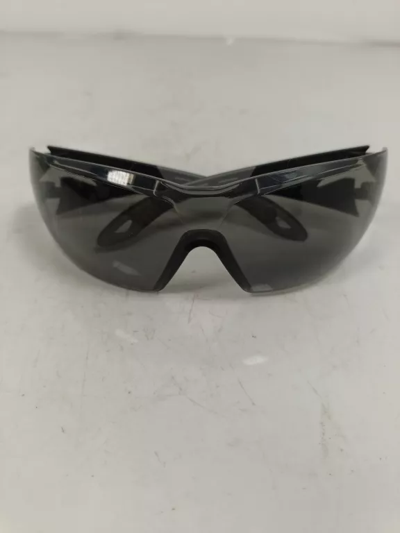 OKULARY PRZECIWODPRYSKOWE UVEX PHEOS