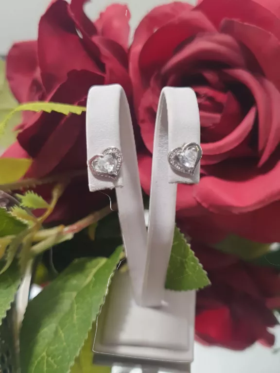 PIĘKNE SREBNE KOLCZYKI  SERCE 1,50 G 925