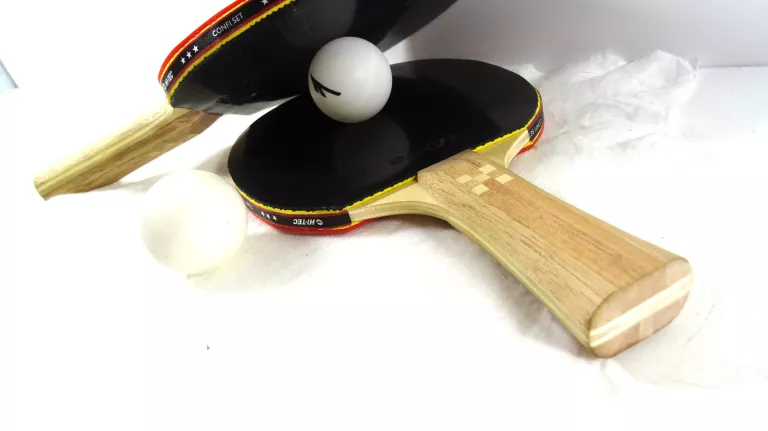 RAKIETKA TENISA STOŁOWEGO ZESTAW CONFI SET HI-TEC 2SZT