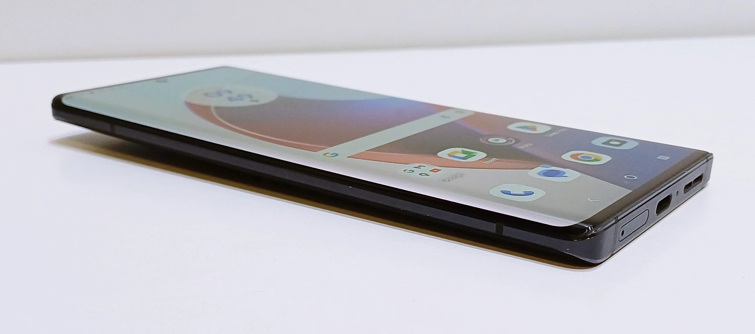 telefon-motorola-edge-30-ultra-12256gb-2sim-stan-11323-2