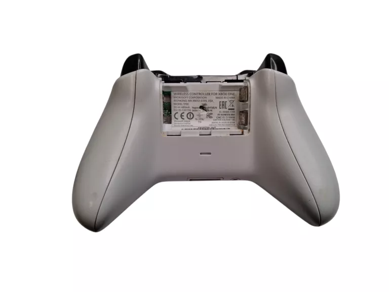 konsola-xbox-one-s-1tb-model-1681-ean-gtin-077848142643