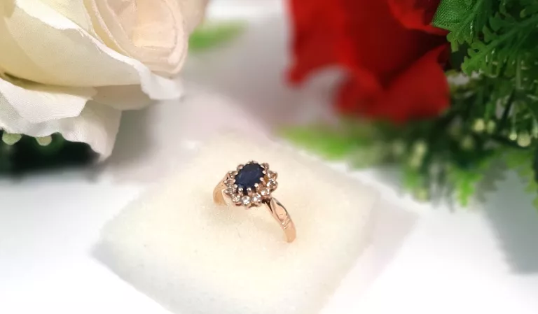 PIĘKNY ZŁOTY PIERŚCIONEK R.18  3,23 G 585