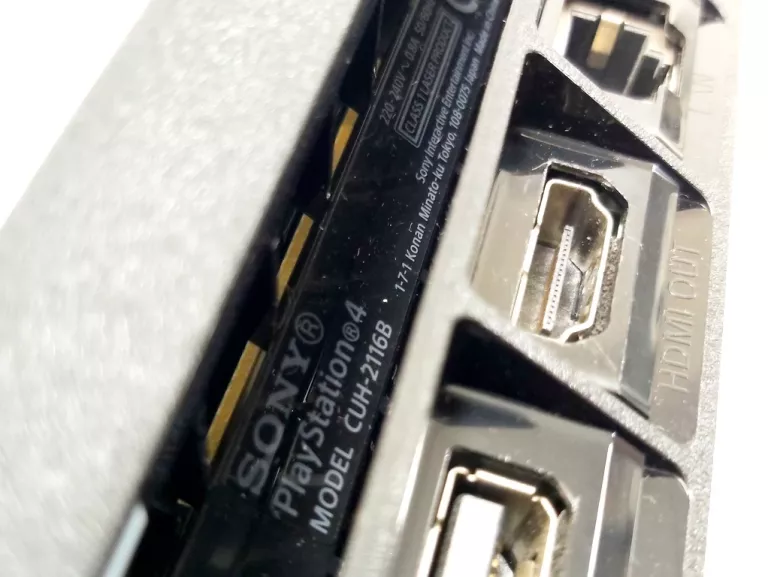 KONSOLA PS4 SLIM 1TB + KONTROLER