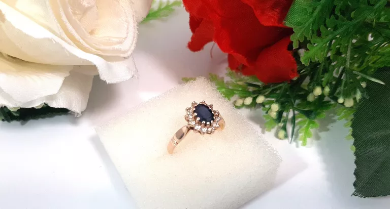 PIĘKNY ZŁOTY PIERŚCIONEK R.18  3,23 G 585