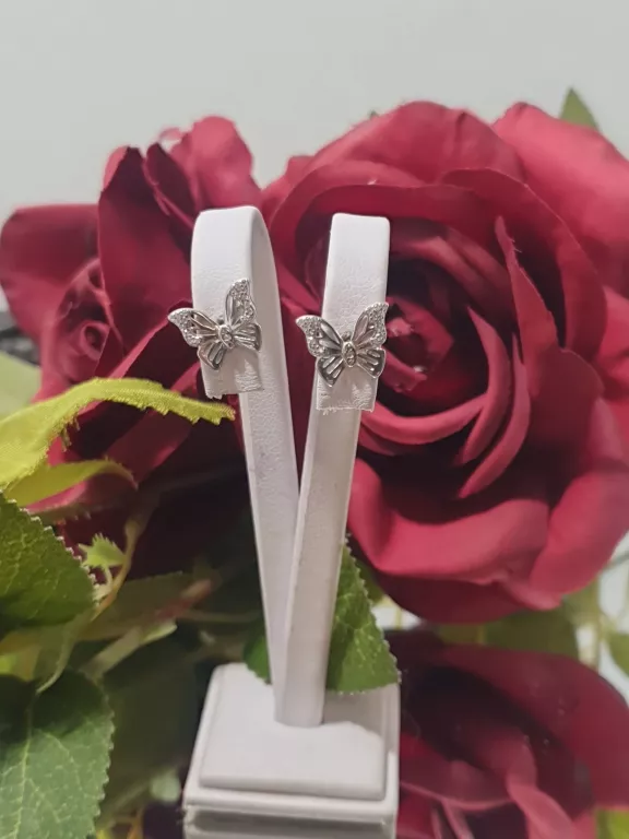PIĘKNE SREBNE KOLCZYKI MOTYLE 1,64  G 925
