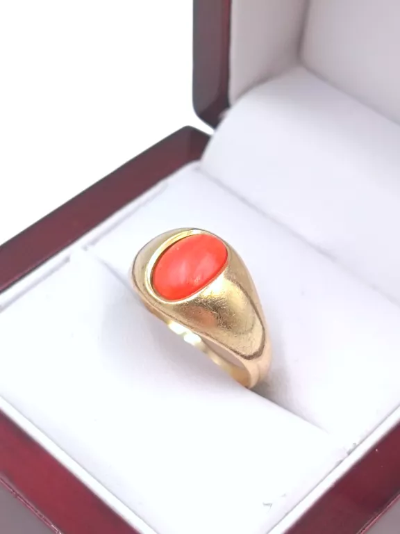 ZŁOTY PIERŚCIONEK Z KORALEM 4,8 G R. 17