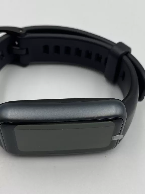 smartwatch-huawei-band-6-stan-11323-2