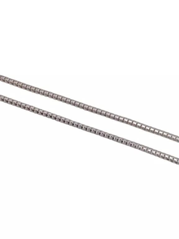 DELIKATNY SREBRNY ŁAŃCUSZEK - KOSTKA 2,93G 925 50CM