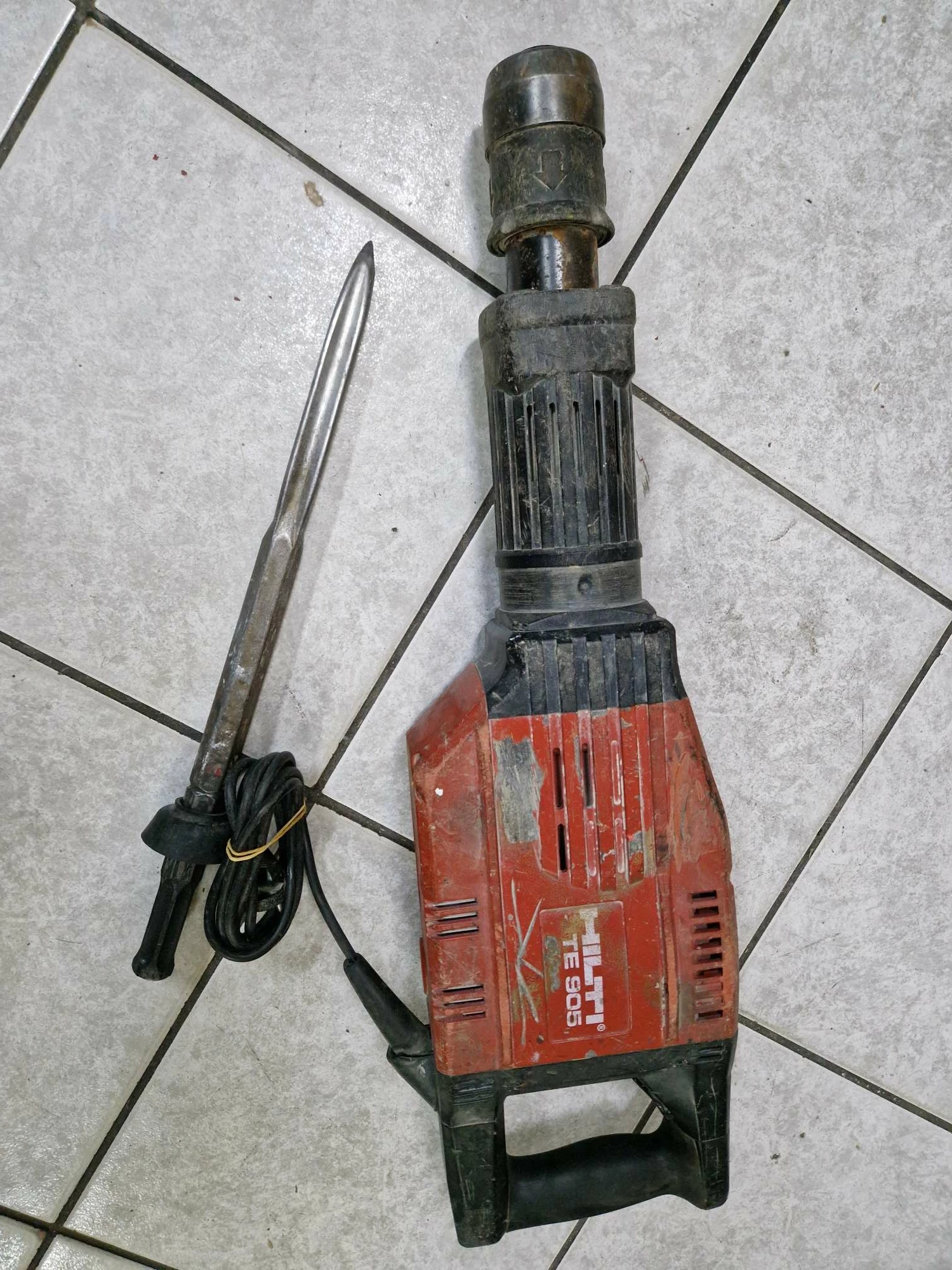 mlot-wyburzeniowy-hilti-te-905-stan-11323-2