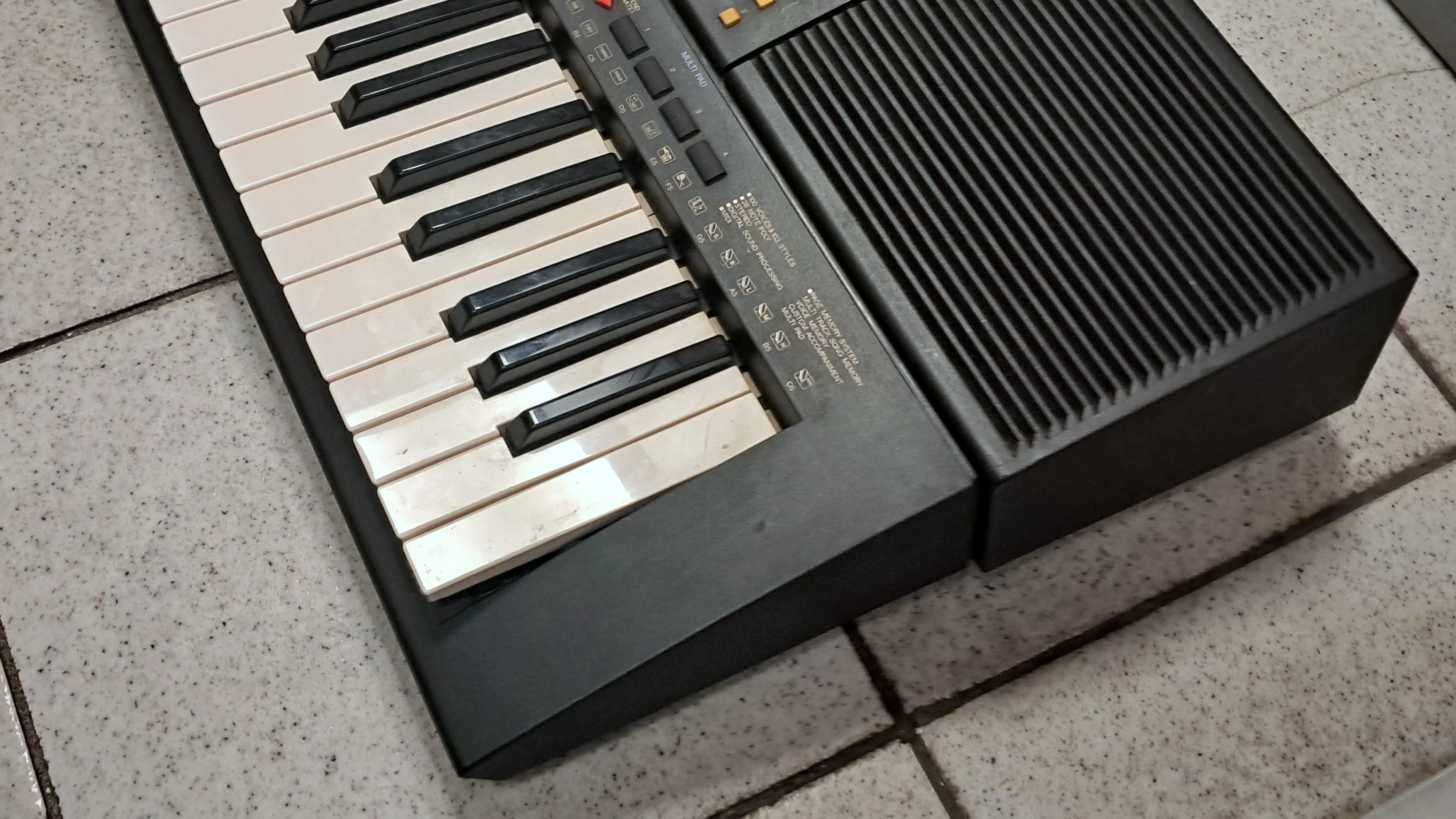 keyboard-yamaha-psr-600-ean-gtin-8721081201828