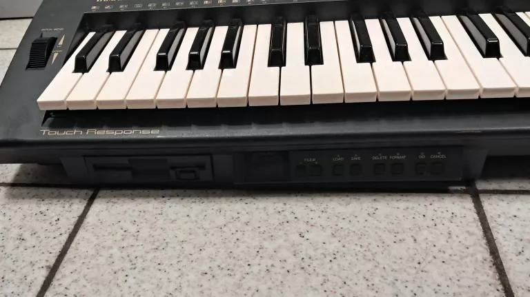 keyboard-yamaha-psr-600-kod-producenta-psr-600