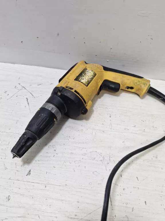 DEWALT WKRĘTARKA SIECIOWA DW274-QS