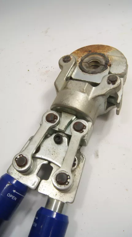 ZAGNIATARKA ZACISKARKA ZŁĄCZEK DO RUR DEDRA 1266 WALIZKA