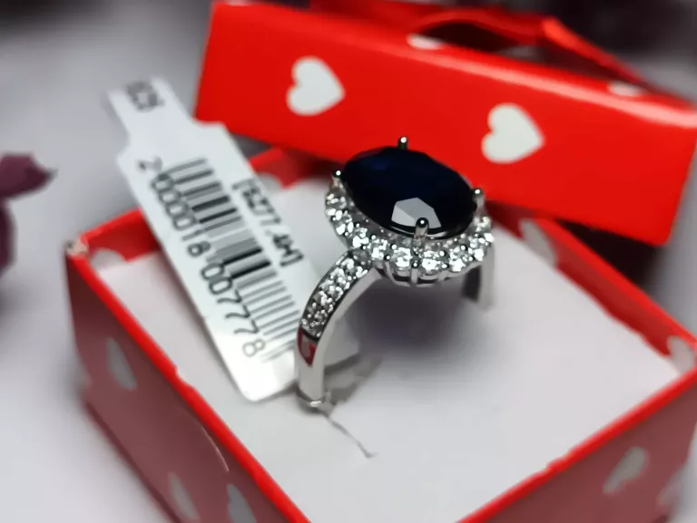 PIEKNY SREBRNY PIERŚCIONEK Z GRANATOWYM KAMIENIEM PR.925 R: 18