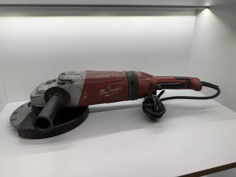 SZLIFIERKA AGV 21-230 GEX 2100W MILWAUKEE