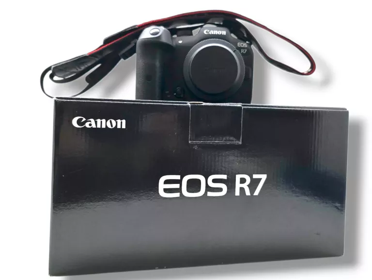 APARAT FOTOGRAFICZNY CANON EOS R7 KORPUS CZARNY