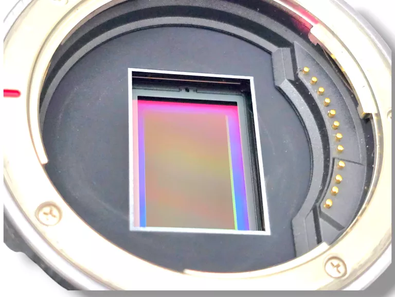 APARAT FOTOGRAFICZNY CANON EOS R7 KORPUS CZARNY