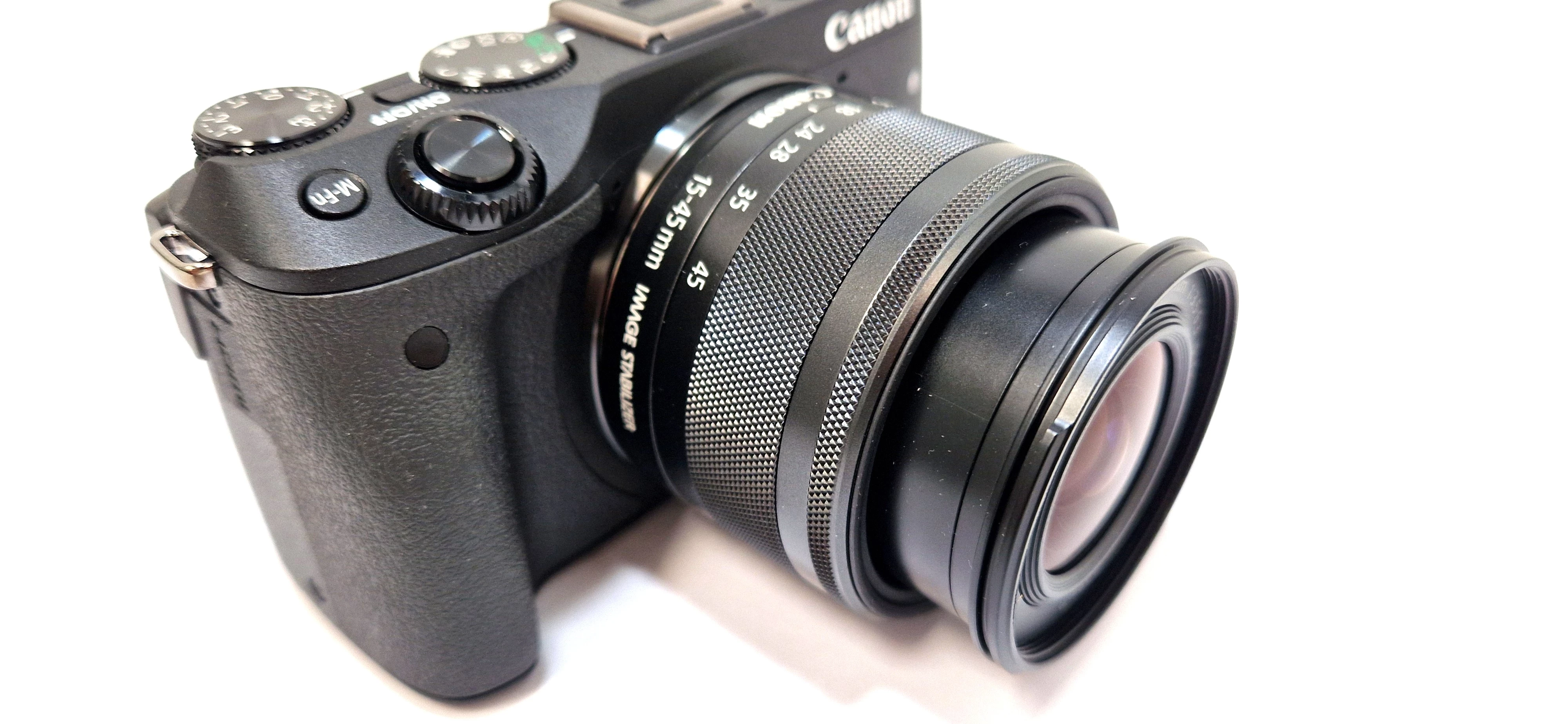 aparat-canon-eos-m3-obiektyw-ef-m15-45-is-stm-ladpasekbateria-stan-bdb-rozmiar-matrycy-206882-228774