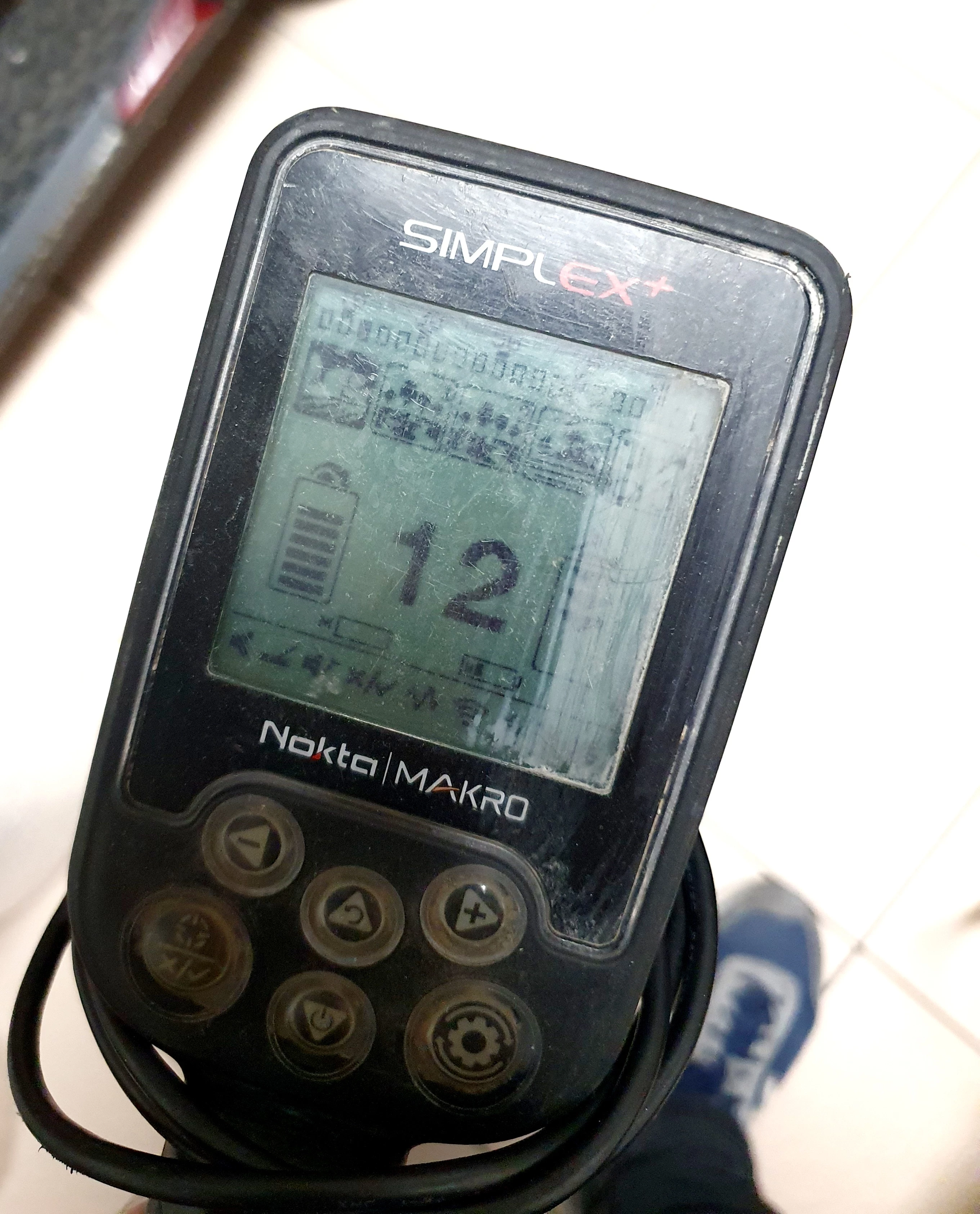 wykrywacz-metalu-detektor-nokta-makro-simplex-waga-produktu-13