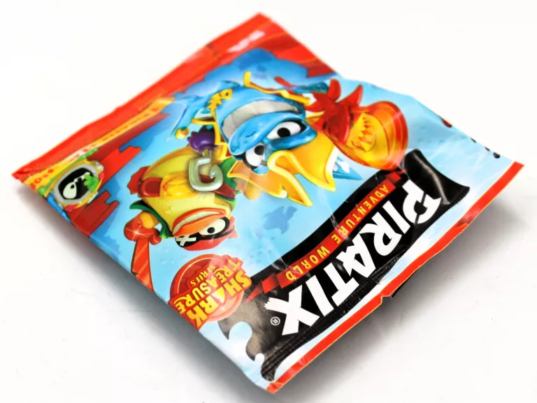 SASZETKA Z FIGURKĄ PIRATIX SHARK TREASURE 1SZT. MAGICBOX