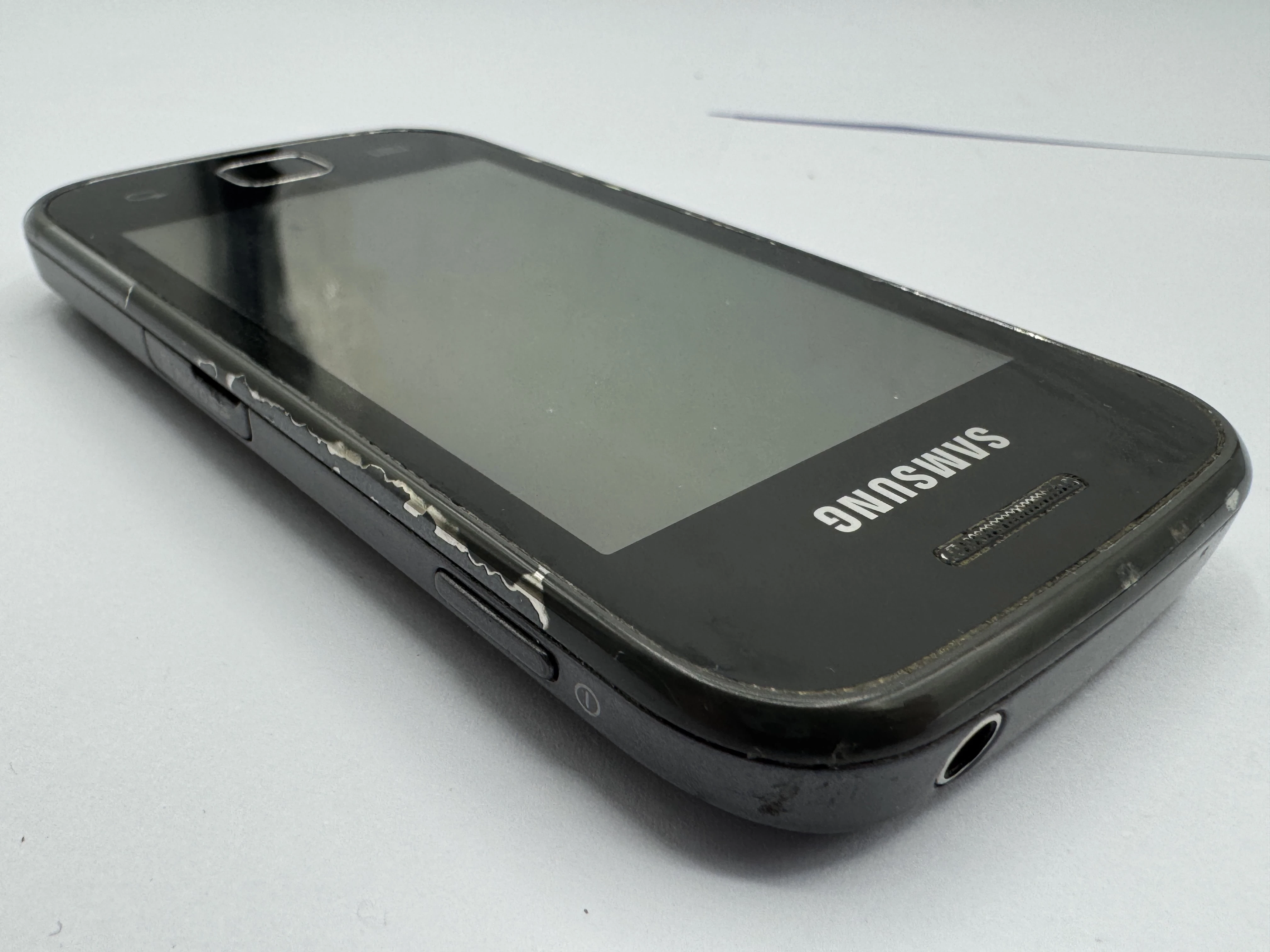 telefon-samsung-gt-s5660-gio-stan-11323-2