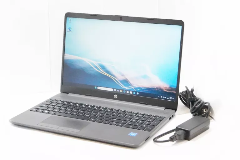 LAPTOP HP 250 G8/CELERON N/256 GB SSD/ 8 GB RAM