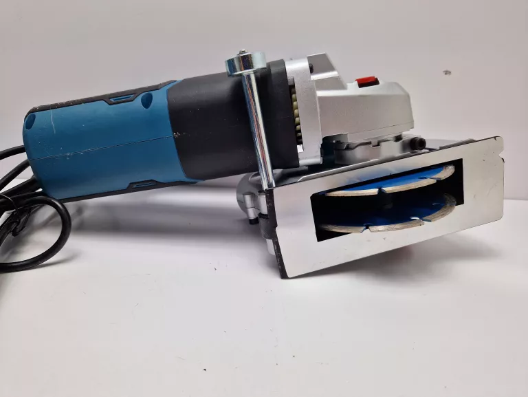 BRUZDOWNICA DO ŚCIAN ERBAUER EWC1500 1500 W