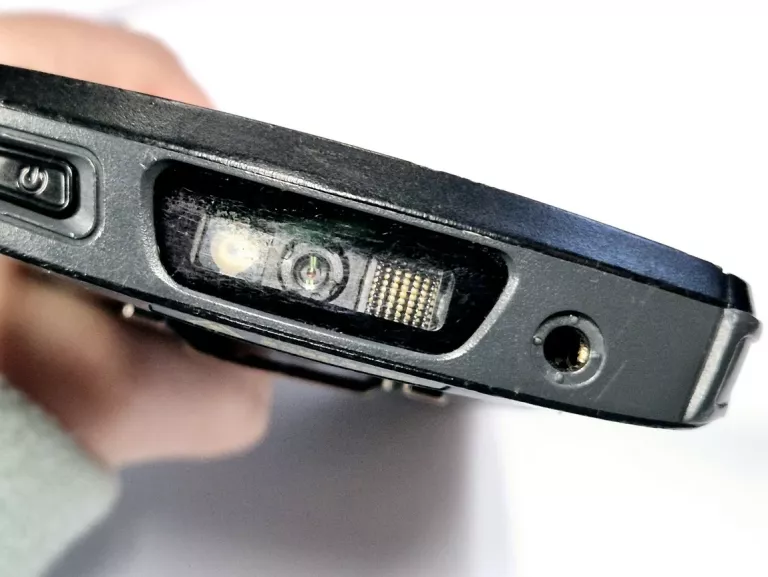 telefon-terminal-mobilny-skaner-urovo-dt50-4gb64gb-stan-11323-2