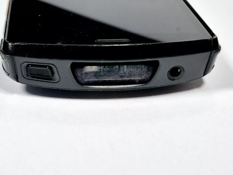 telefon-terminal-mobilny-skaner-urovo-dt50-4gb64gb-ean-gtin-8596375239210