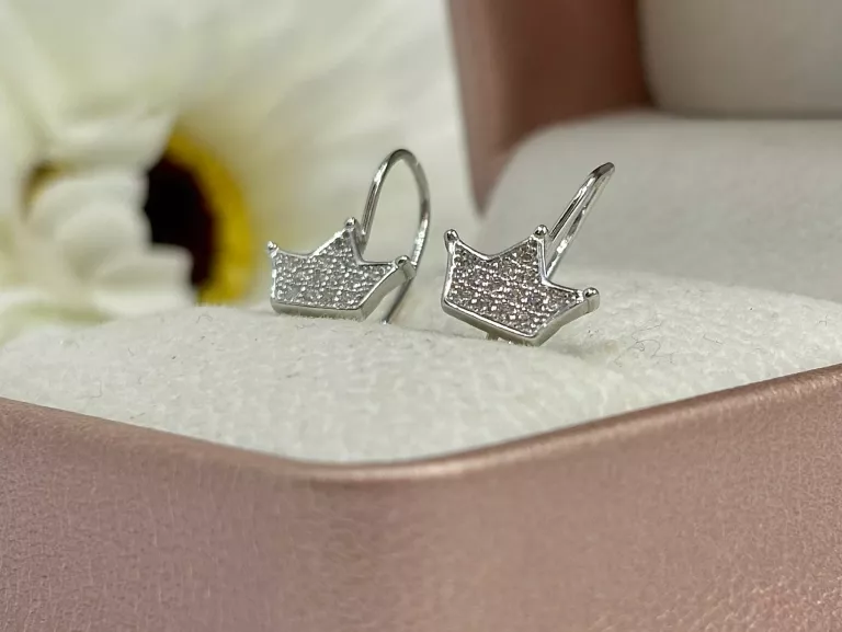 SREBRNE KOLCZYKI KORONY WISZĄCE WYSADZANE CYRKONIAMI PR 925/1,1G