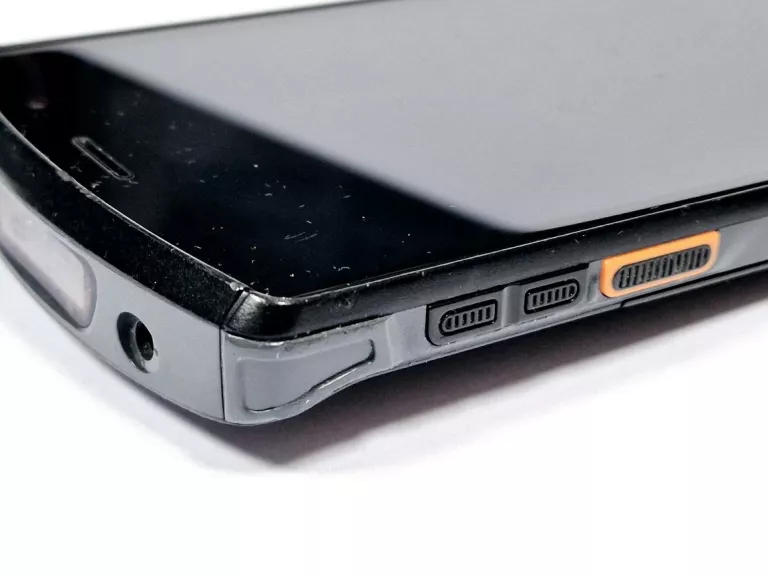 telefon-terminal-mobilny-skaner-urovo-dt50-4gb64gb-sliczna-54-sj-wroclaw