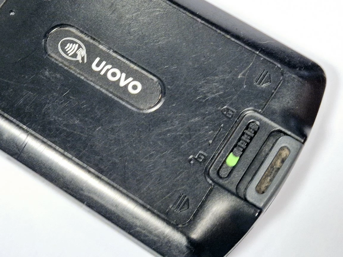 telefon-terminal-mobilny-skaner-urovo-dt50-4gb64gb-rodzaj-18657-2