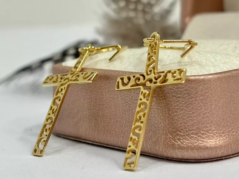 SREBRNE KOLCZYKI WISZĄCE DUŻE  KRZYŻE AŻUROWE POZŁACANE P 925/2G