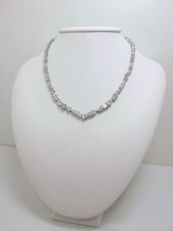 NASZYJNIK MESMERA SZLIFY RÓŻNORODNE, BIAŁY, POWŁOKA Z RODU SWAROVSKI