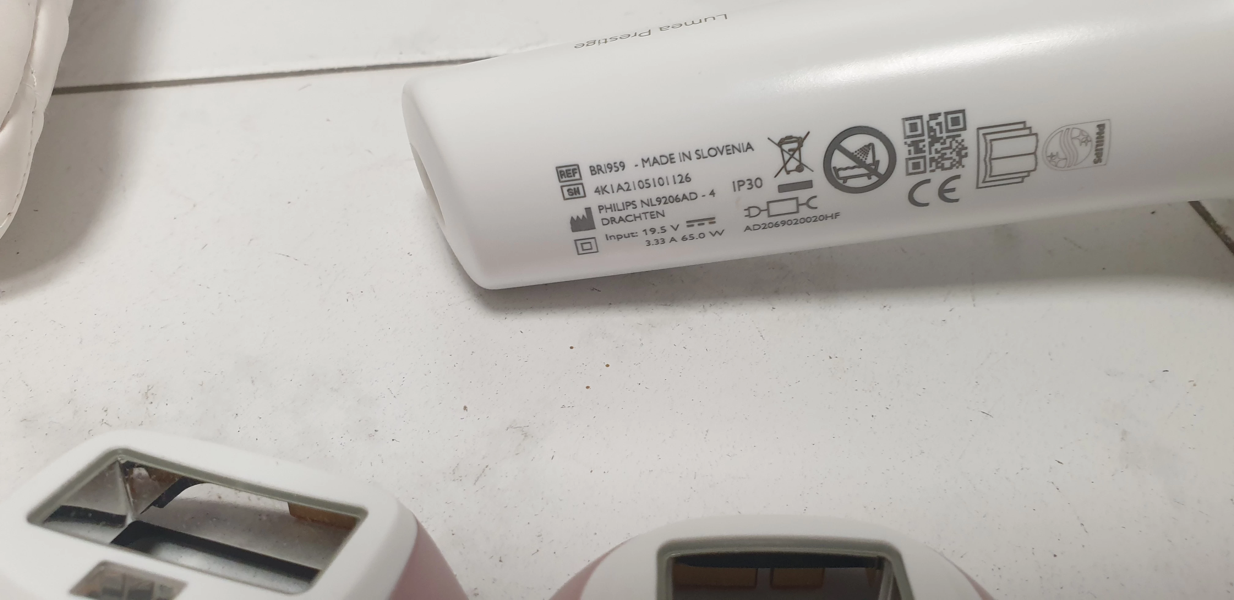 depilator-philips-lumea-prestige-bri959etui-kolor-dominujacy-129357-2