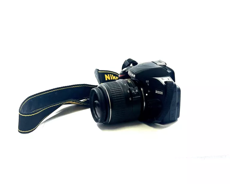 APARAT NIKON D3200 + OBIEKTYW  AF-S NIKKOR 18-55MM