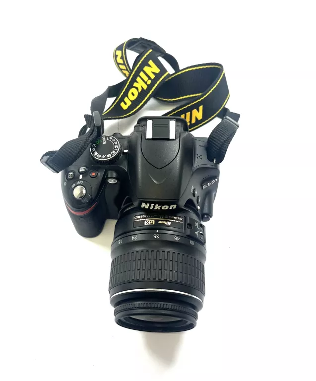 APARAT NIKON D3200 + OBIEKTYW  AF-S NIKKOR 18-55MM