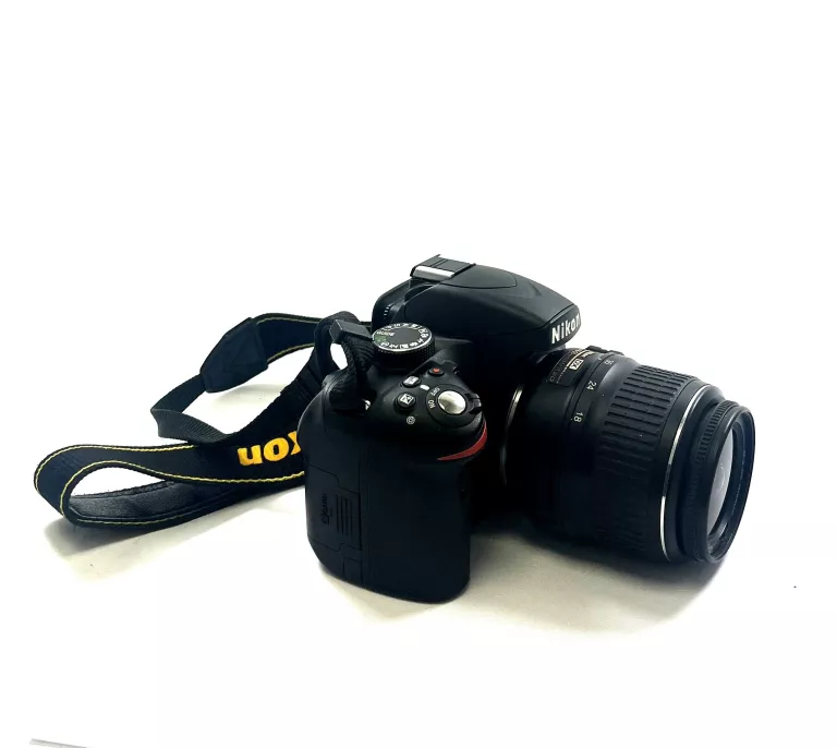APARAT NIKON D3200 + OBIEKTYW  AF-S NIKKOR 18-55MM