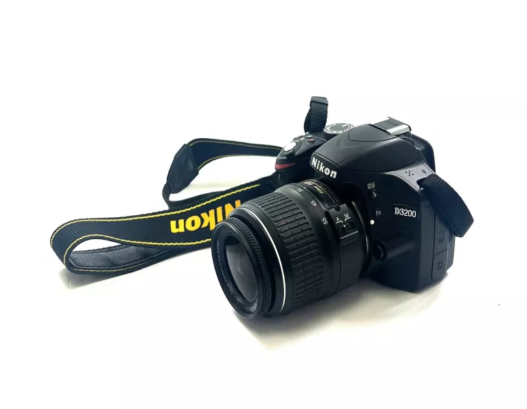 APARAT NIKON D3200 + OBIEKTYW  AF-S NIKKOR 18-55MM