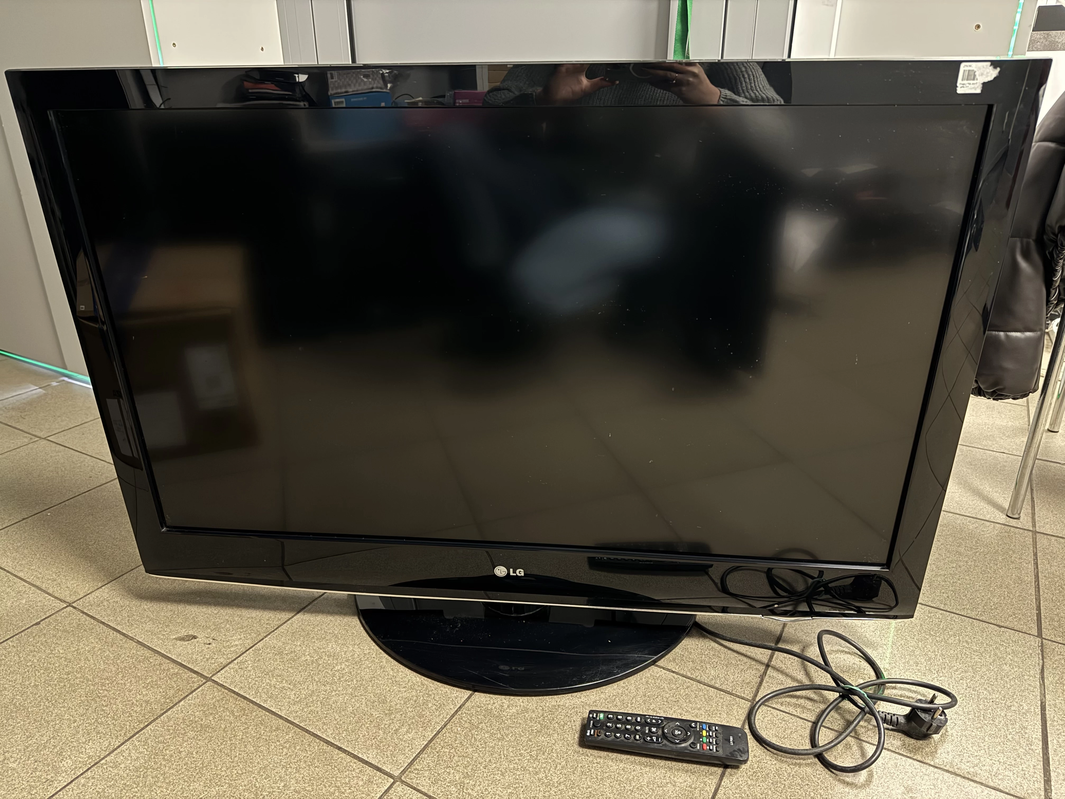 telewizor-lg-42lh3000-pilot-dworcowa-26-bytom